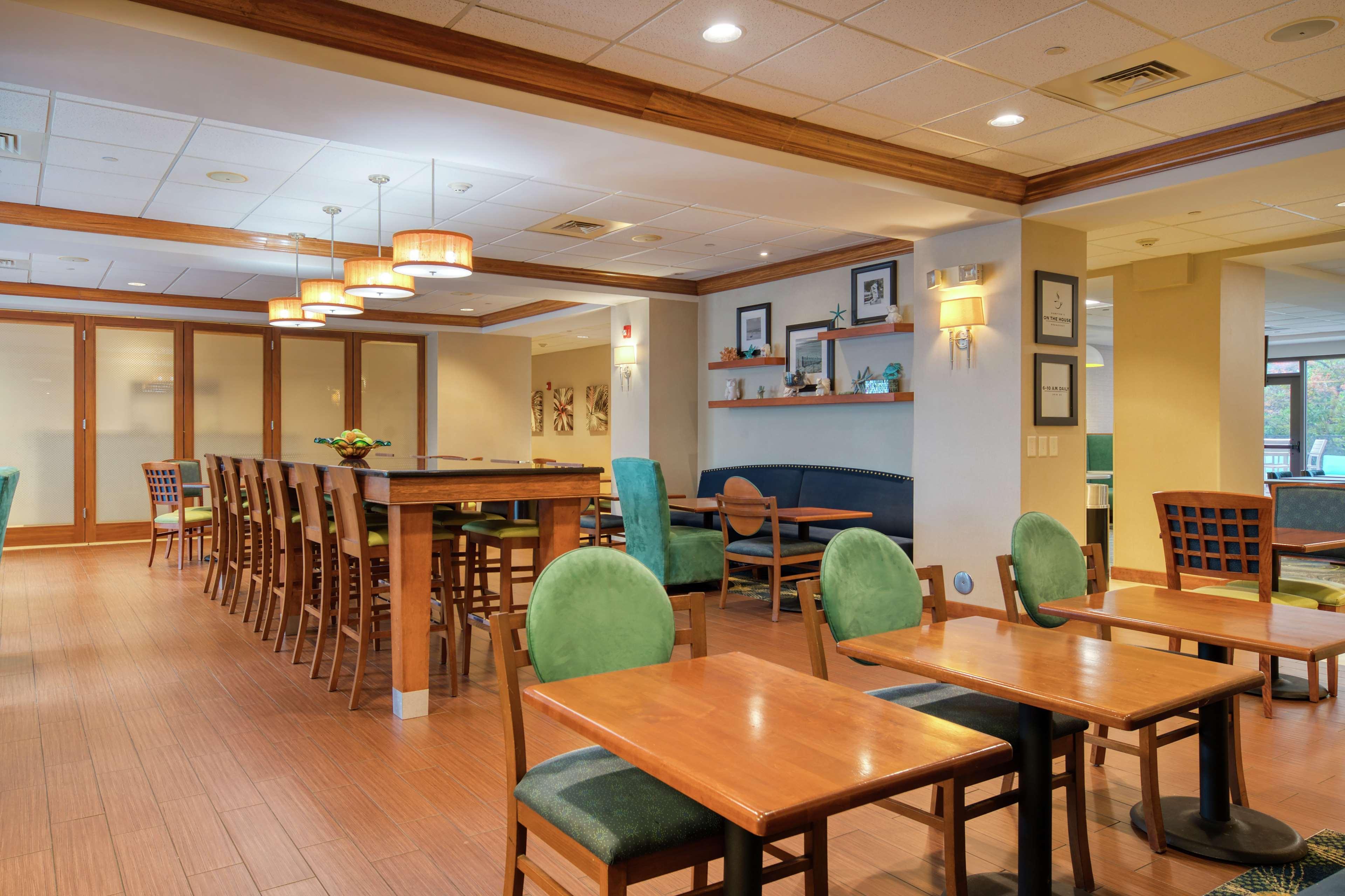 Hampton Inn Wilmington University Area Экстерьер фото