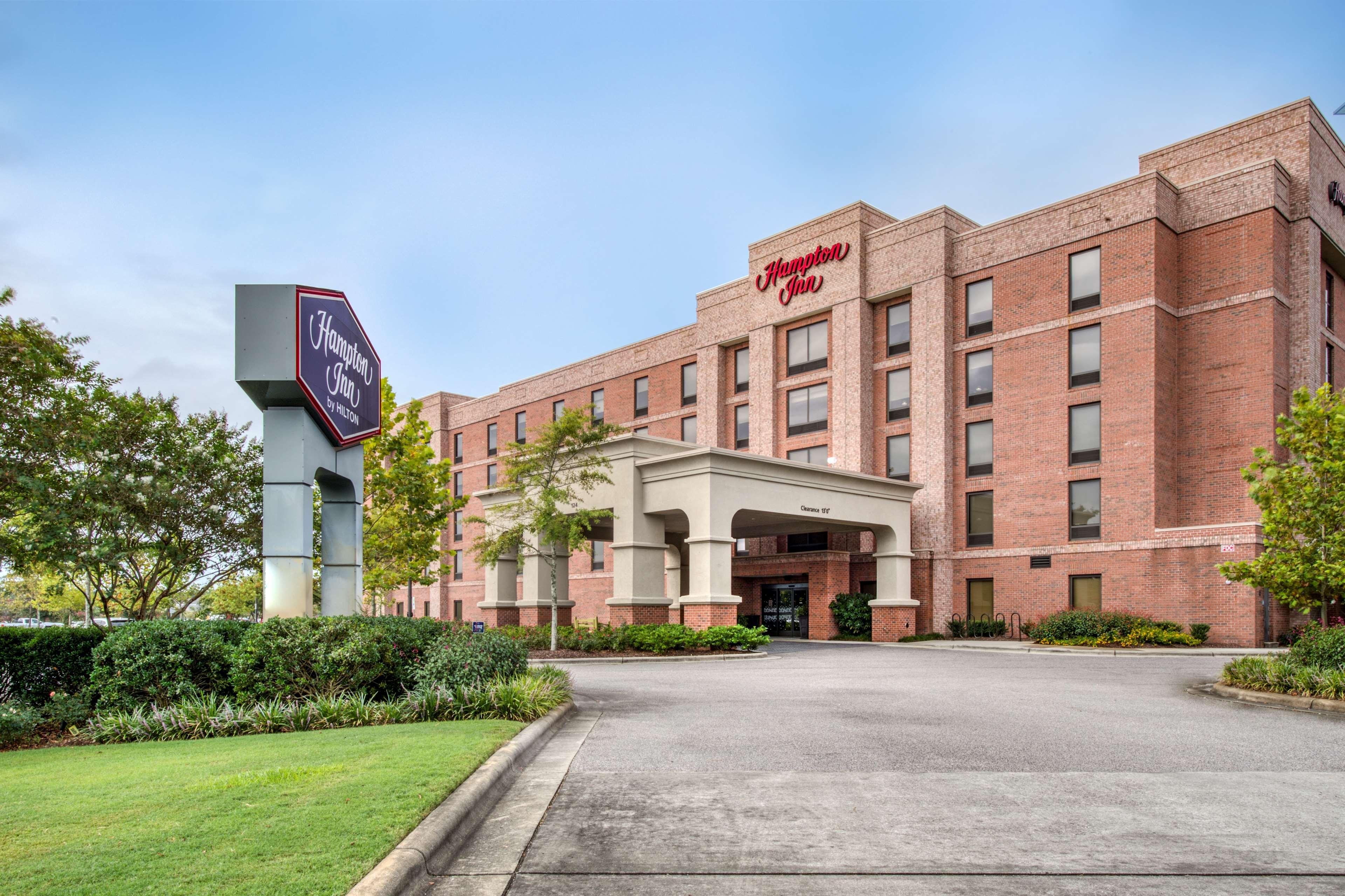 Hampton Inn Wilmington University Area Экстерьер фото
