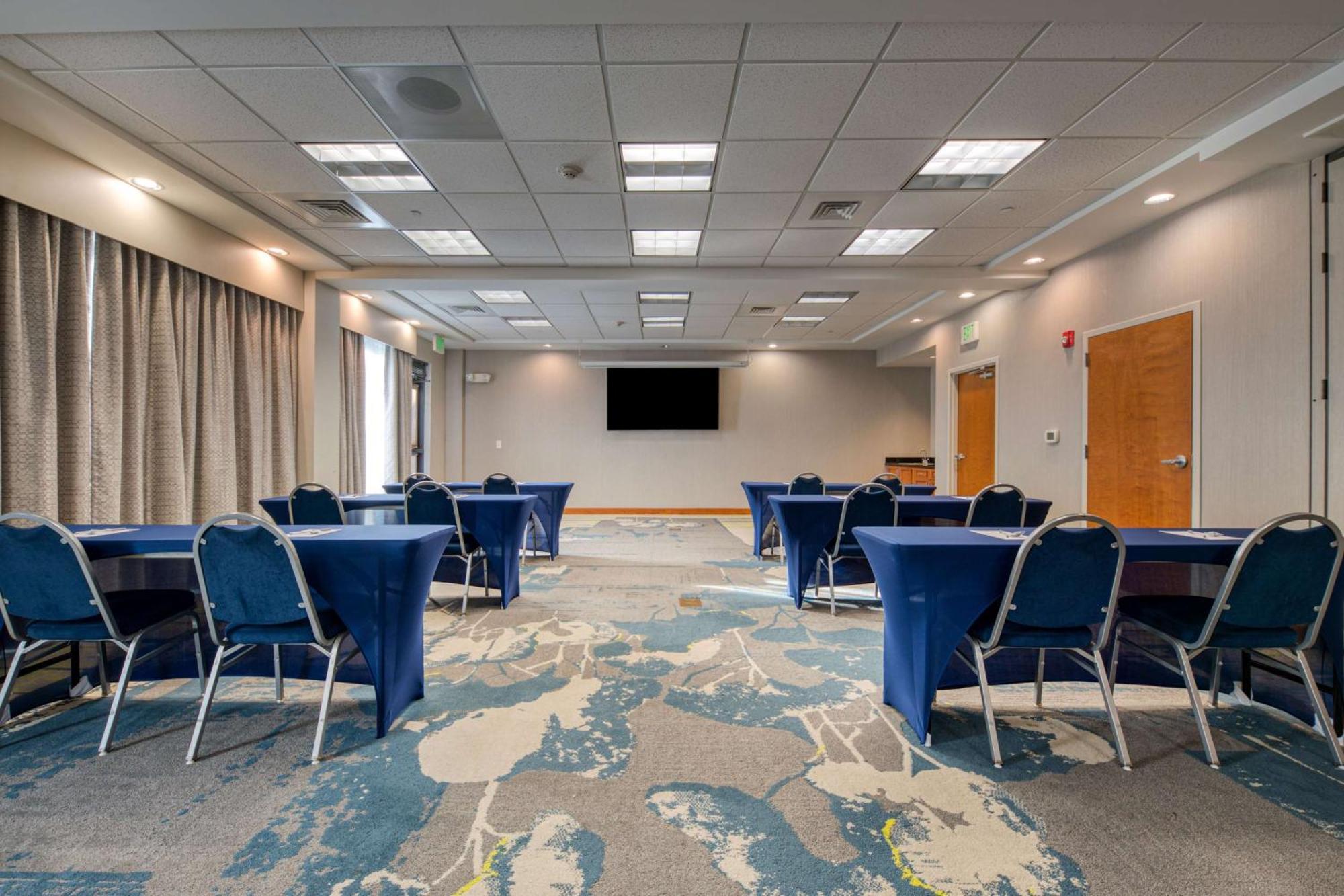 Hampton Inn Wilmington University Area Экстерьер фото