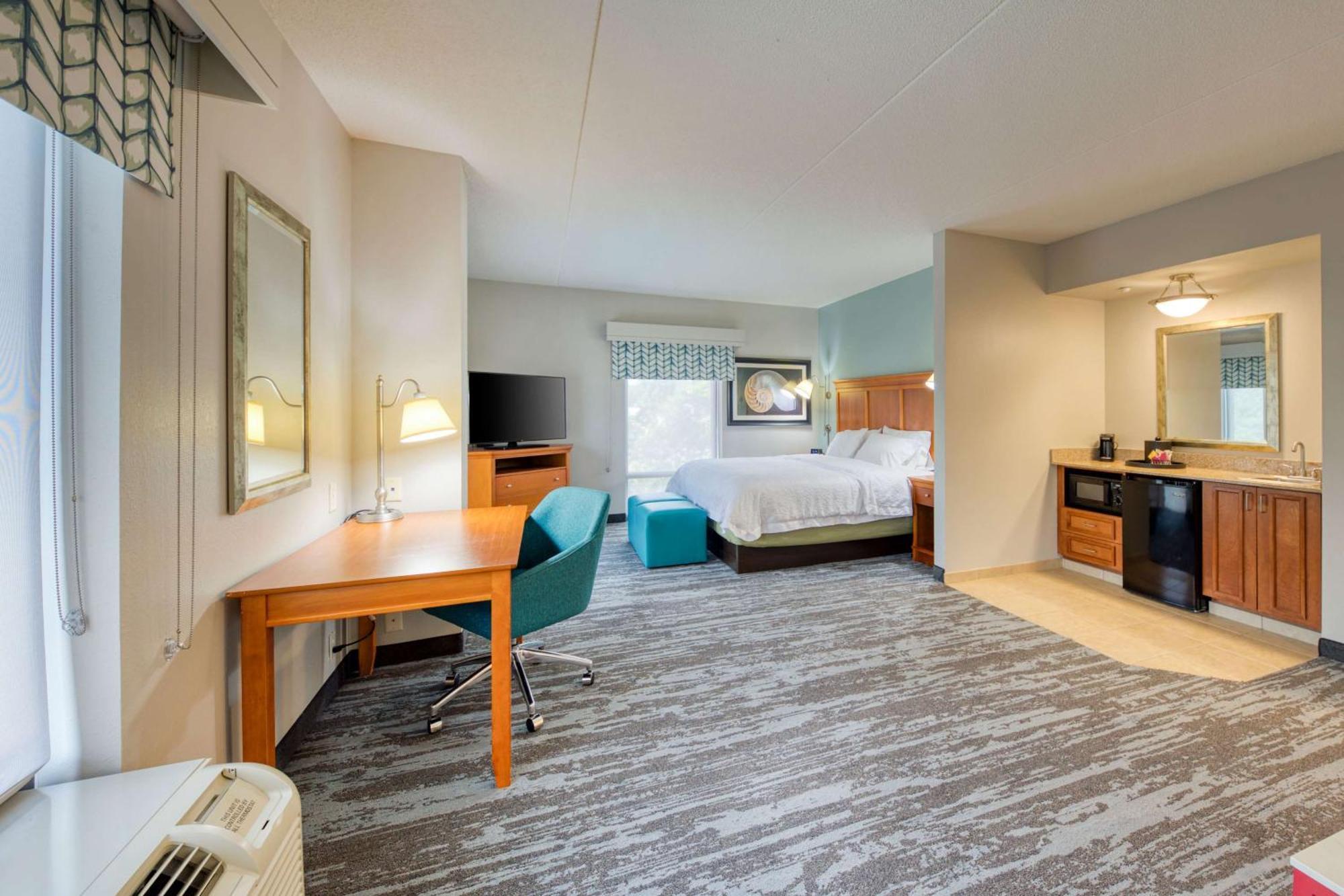 Hampton Inn Wilmington University Area Экстерьер фото