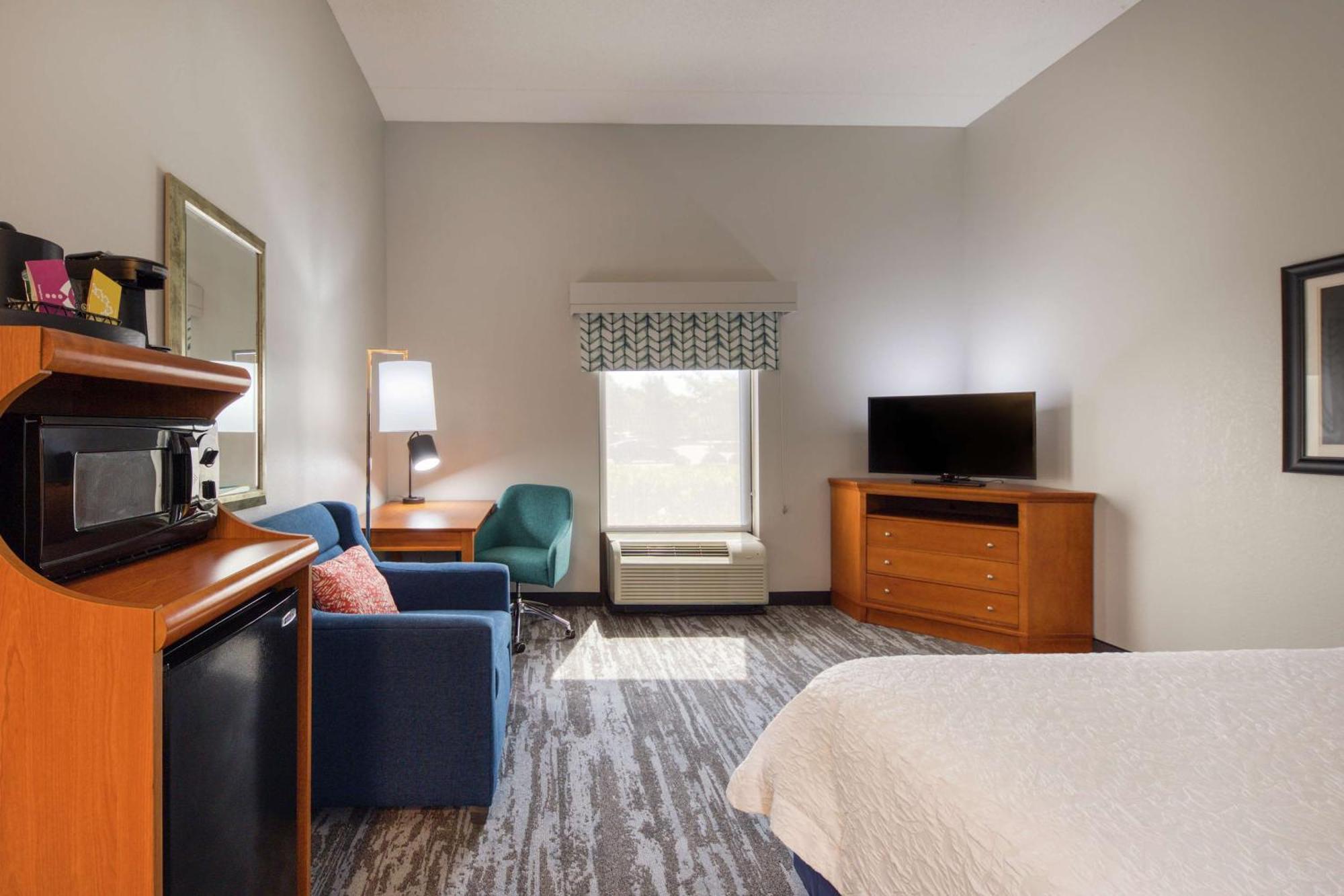 Hampton Inn Wilmington University Area Экстерьер фото